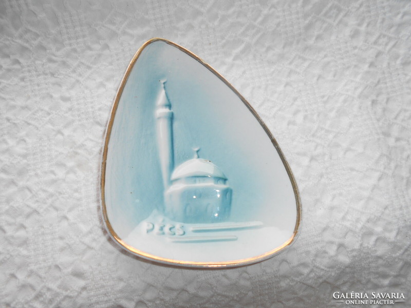 Zsolnay bowl with a picture of the Pécs mosque