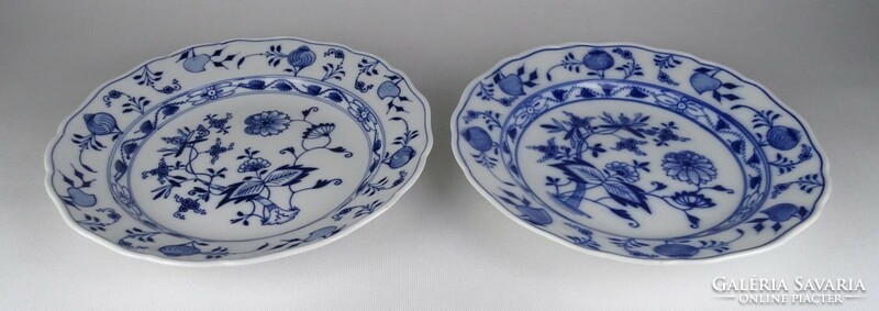 1Q958 Antik Meisseni hagymamintás kék fehér porcelán lapostányér pár 25 cm