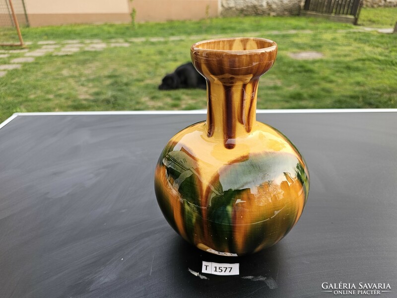 T1577 ceramic vase 21 cm