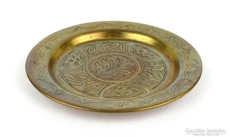 1D688 antique oriental motif copper plate 19 cm