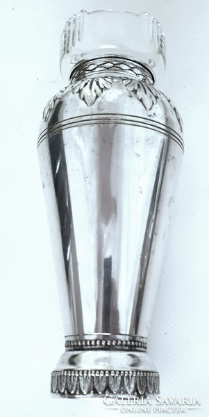 Szecessziós, ezüstözött Moritz Hacker váza, eredeti üvegbetéttel