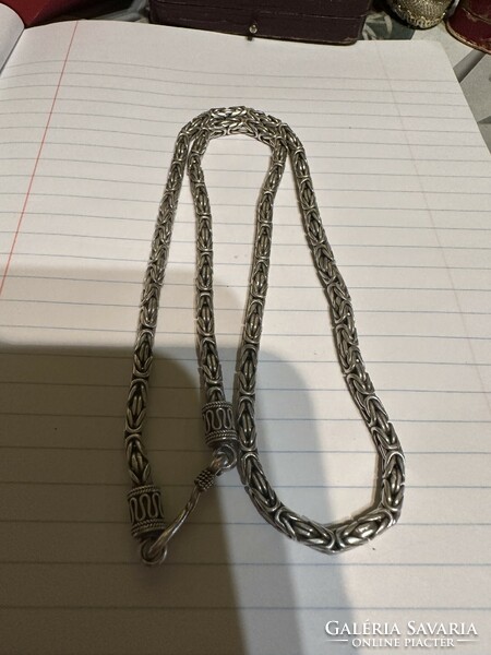 Silver royal chain for sale in unworn condition! Price: 27,000.-