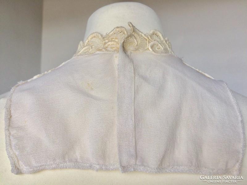 Old crochet lace collar