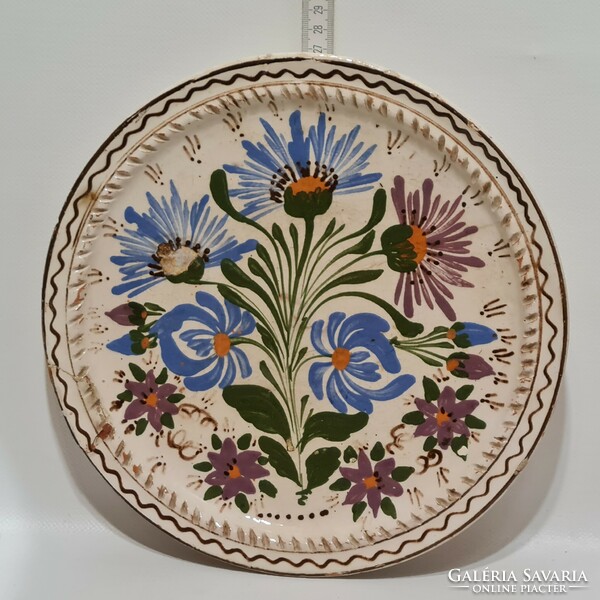 Hódmezővásárhely, blue, purple floral, brown line pattern, white glazed folk ceramic wall plate (3014)