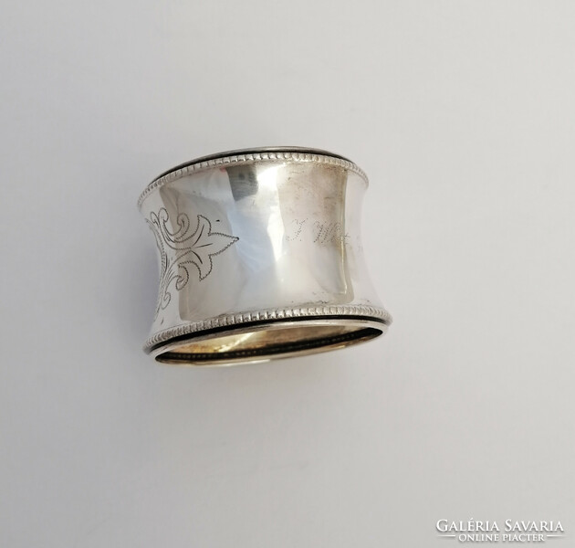 2 Silver-plated napkin rings