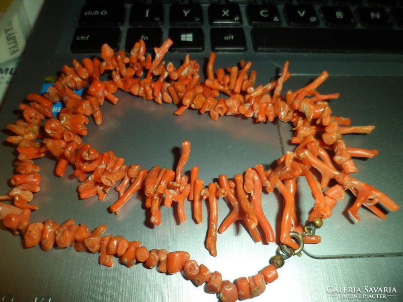 Branched coral necklace