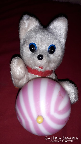 Old clockwork pull-up working ball slapping ball cat toy figure 17 x 17 cm according to the pictures