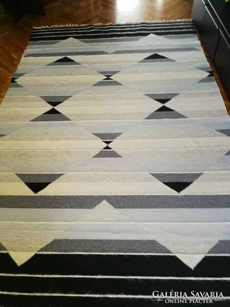 200X300 cm wool, Békészentandra carpet, with runner, for sale in beautiful condition
