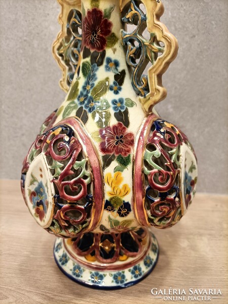 Zsolnay vagy Fischer áttört váza 28 cm