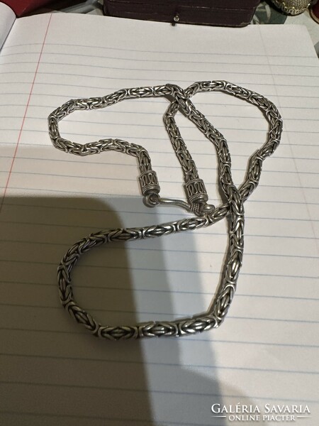 Silver royal chain for sale in unworn condition! Price: 27,000.-