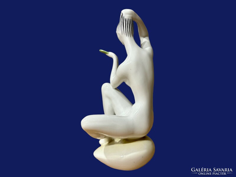 Zsolnay fésülködő nő porcelán szobor Török János figura