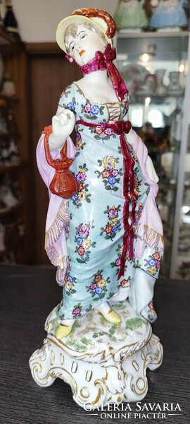 Antique rudolstadt-volkstedt figurines