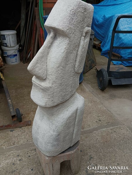 Exotic garden statue moai Easter island head 76cm frost-resistant artificial stone. Not concrete!