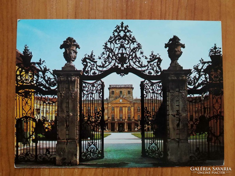 Fertőd, the gate of the castle, postman