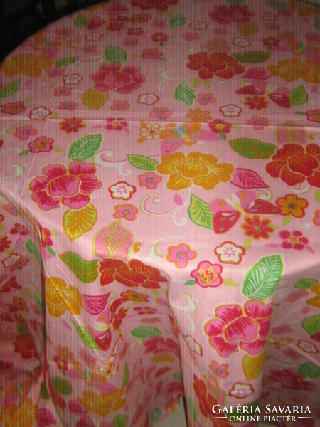 Beautiful new pink floral filigree elegant spring tablecloth