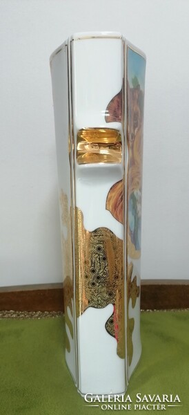 Large limited edition vase by the Raven House carver, 24 carat gold plating