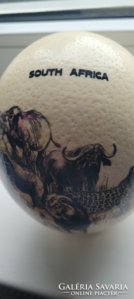 Ostrich egg with African motifs.