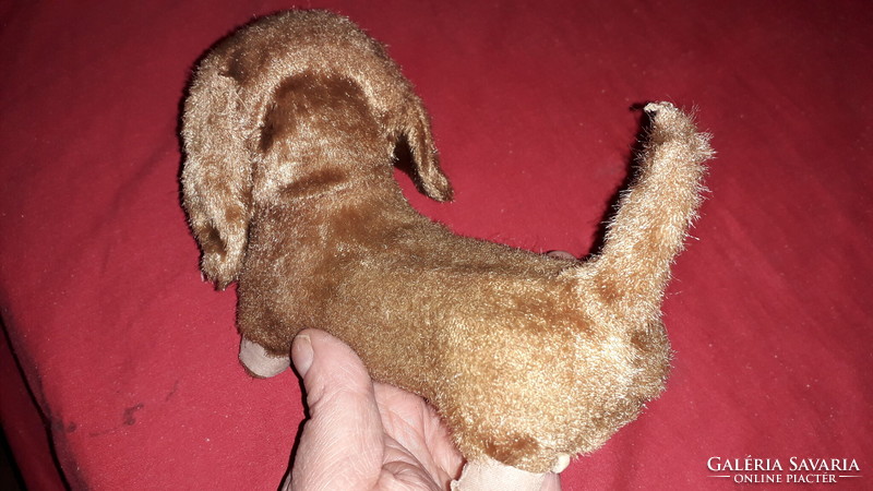 Old battery-powered ever-sounding plush walking tail-wagging barking dog figure 20 x 15 cm according to the pictures