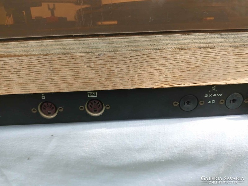 Tesla NZK-160 stereo-compakt lemezjátszó