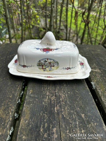 French faience butter dish, marked: sarreguemines