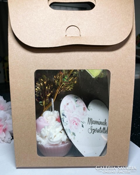 3In1 Mother's Day package! Muffin soy candle, foil rose, wooden board!