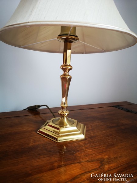 2 antique style bedside lamps
