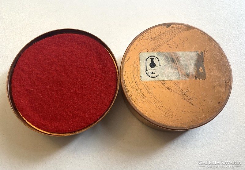 Lignifer-marked retro copper jewelery box with decorative lid