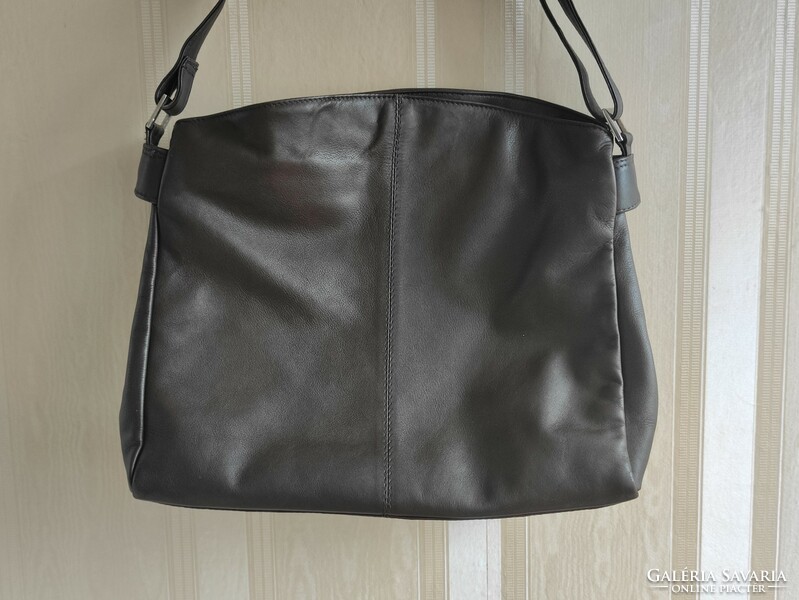 Coffee brown butter soft quality women's leather bag