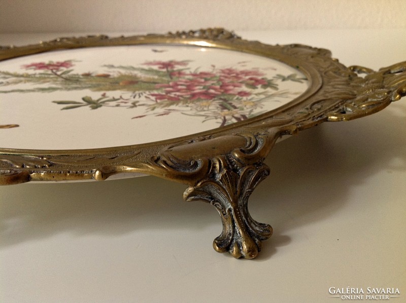 Faience tray in a massive, decorative copper frame