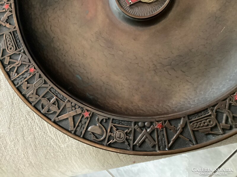 Retro bronze wall plate mhsz with tuzzomanc decoration