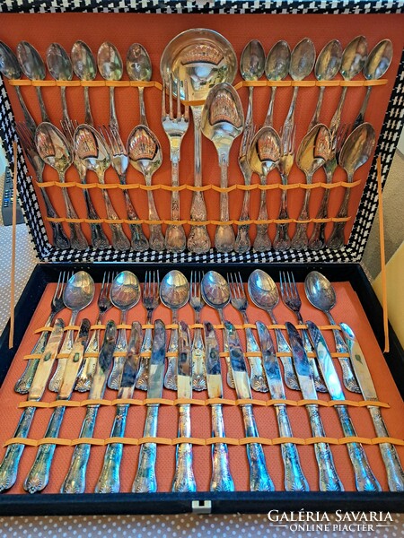 Italian 12-person silver-plated complete cutlery set!