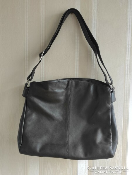 Coffee brown butter soft quality women's leather bag