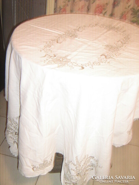 Antique white woven linen tablecloth embroidered with beautiful Toledo roses