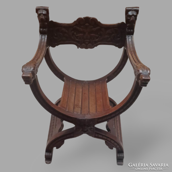 Savonarola chair