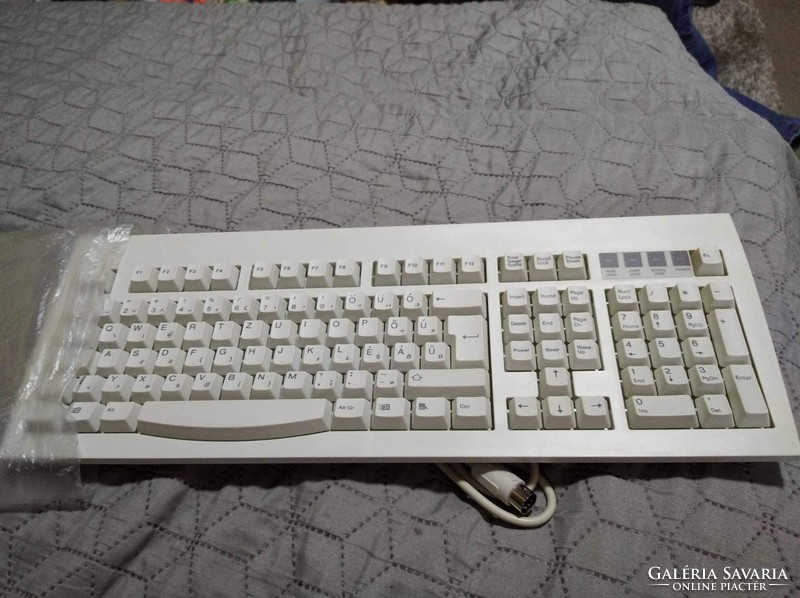 Old computer keyboard, but completely new