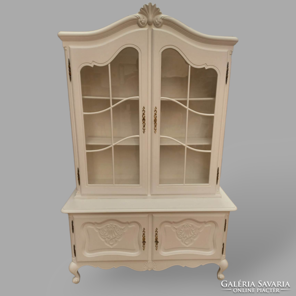 Neo-baroque provence display case