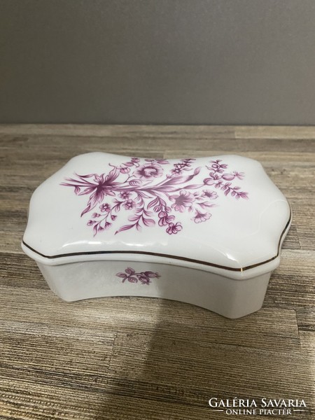 Hollóházi porcelain bonbonier