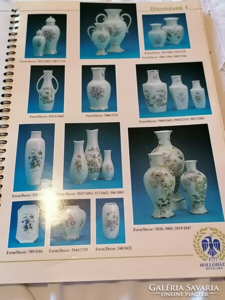 Gyűjtőknek! Hollóháza porcelán manufaktúra termékkatalógus, belső használatra készült kiadványa.