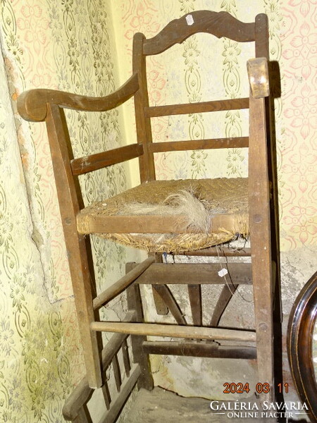 Antique armchair thinking armchair around 1900