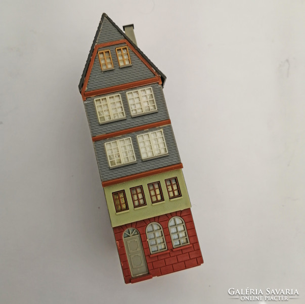 Faller town house - field table model, model railway