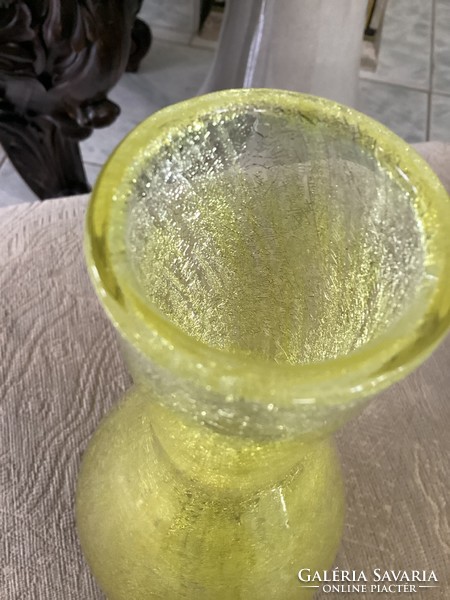 Karcagi fátyol üveg vaza a nap fényével