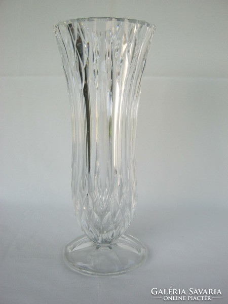 Beautifully shaped thick glass base vase 25 cm weighs 1 kg