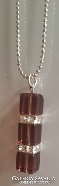 Glass pendant necklace and earrings in a set