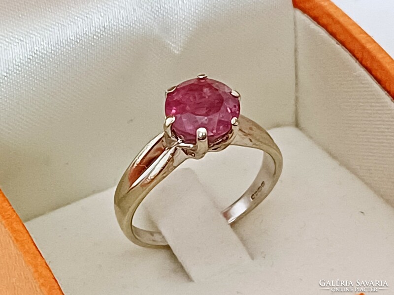 9 karátos női fehérarany gyűrű valódi pink topázzal