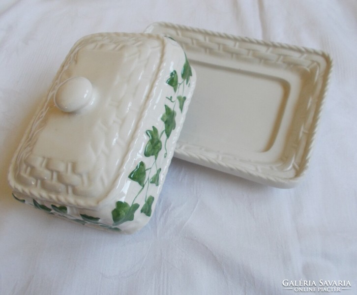 Convex basket weave and ivy leaf pattern butter holder