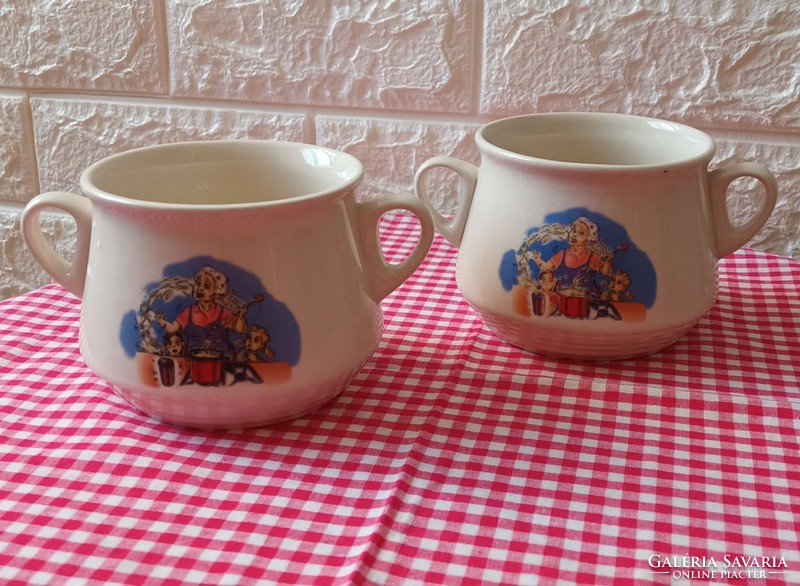 Ceramic soup cups with a children's recipe