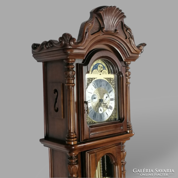 Neobaroque bedside clock