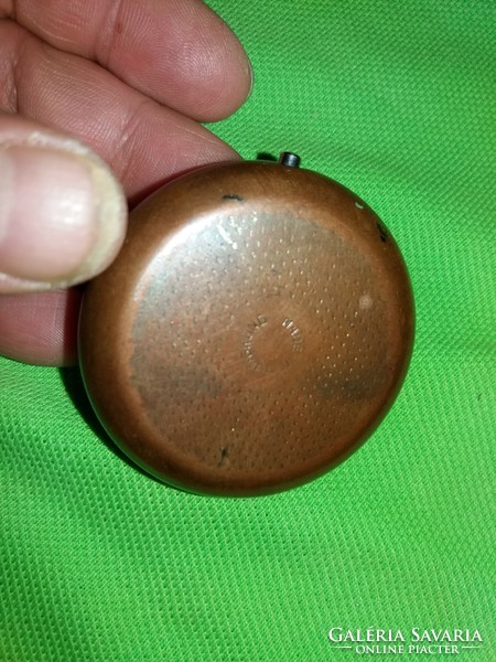 Antik pici ezüstgravírozott réz  fém  kör alakú ékszer fülbevaló tartó szelence 6 cm képek szerint