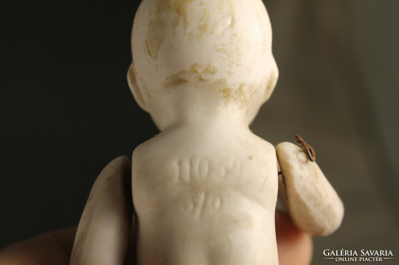1800-as évekbeli jelzett sorszámozott porcelán baba 849