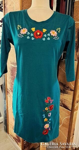 Embroidered women's dresses